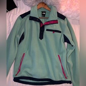 North Face Sherpa Sweater Like New